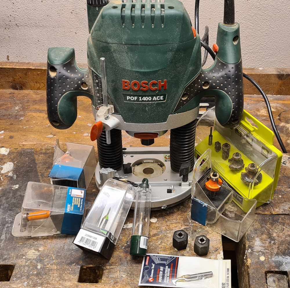 Customizable router bit box for various shank sizes – Retronics